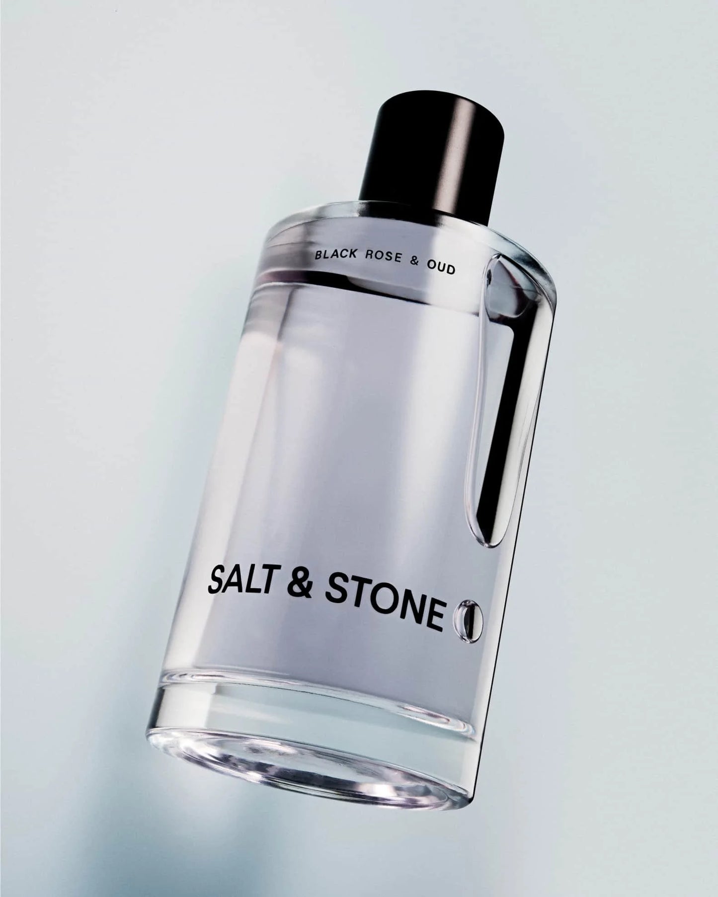 Inspired by luxe dark florals | SALT & STONE Body Mist Black Rose & Oud – 100 ml / 3.4 fl oz