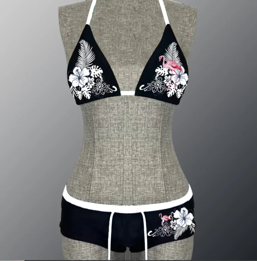 Sexy Hottie Print Laced Up Backless Bikini 2 Piece Set Women Split Swimsuit Beach Bikini 2025 New Summer Swimwear Bikinis Set