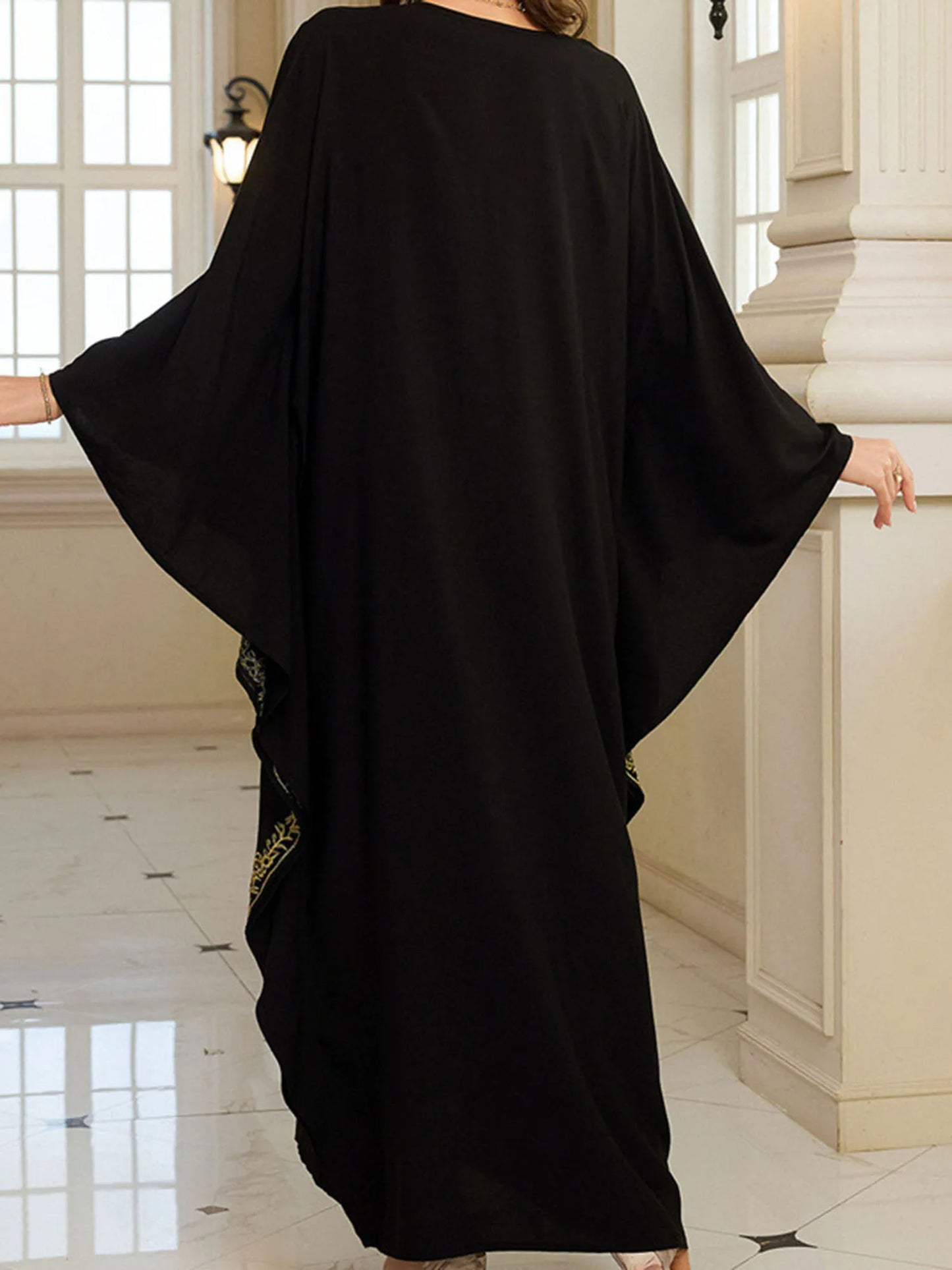 Women s Long Sleeve Floral Embroidered Beach Cover Up Dress with Round Neckline and Loose Fit for Arabic Style Beachwear