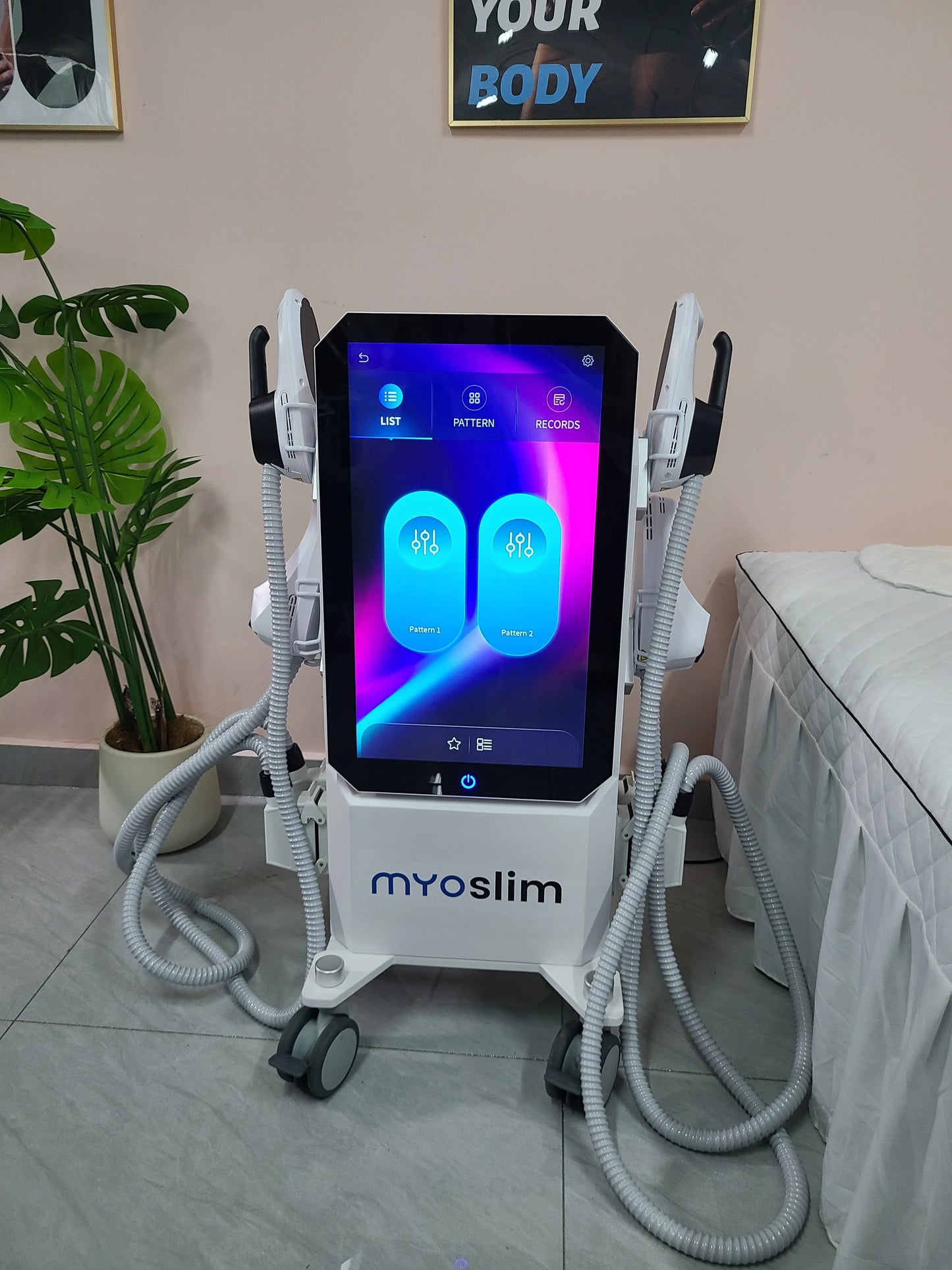 Professional EMS RF 15 Tesla 6500W Machine EMS Body Sculpting Machine EMS Fat Burning EMS Body Slimming Muscle Stimulator