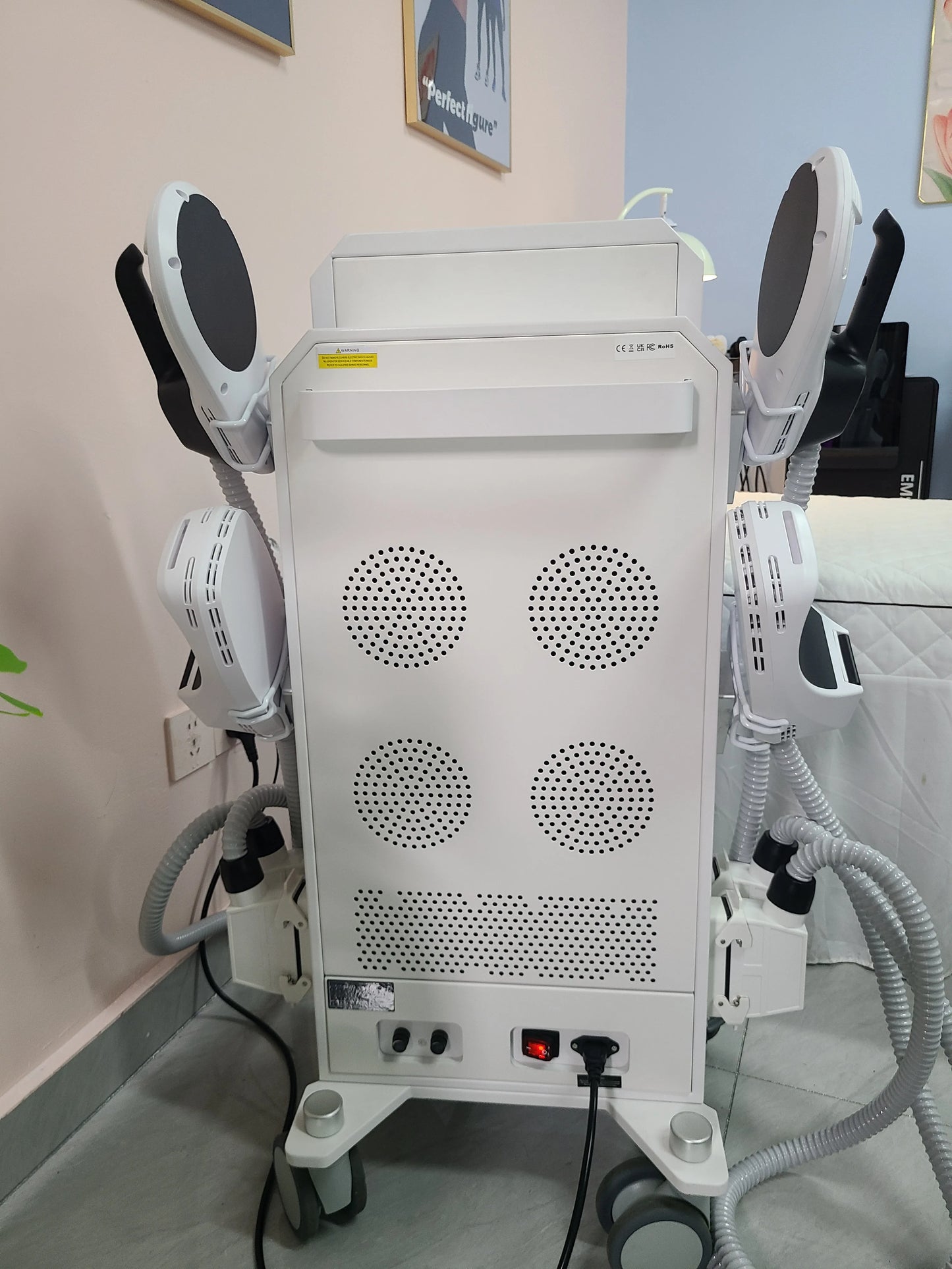 Professional EMS RF 15 Tesla 6500W Machine EMS Body Sculpting Machine EMS Fat Burning EMS Body Slimming Muscle Stimulator